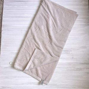 NWOT! Norwex large Bath towel